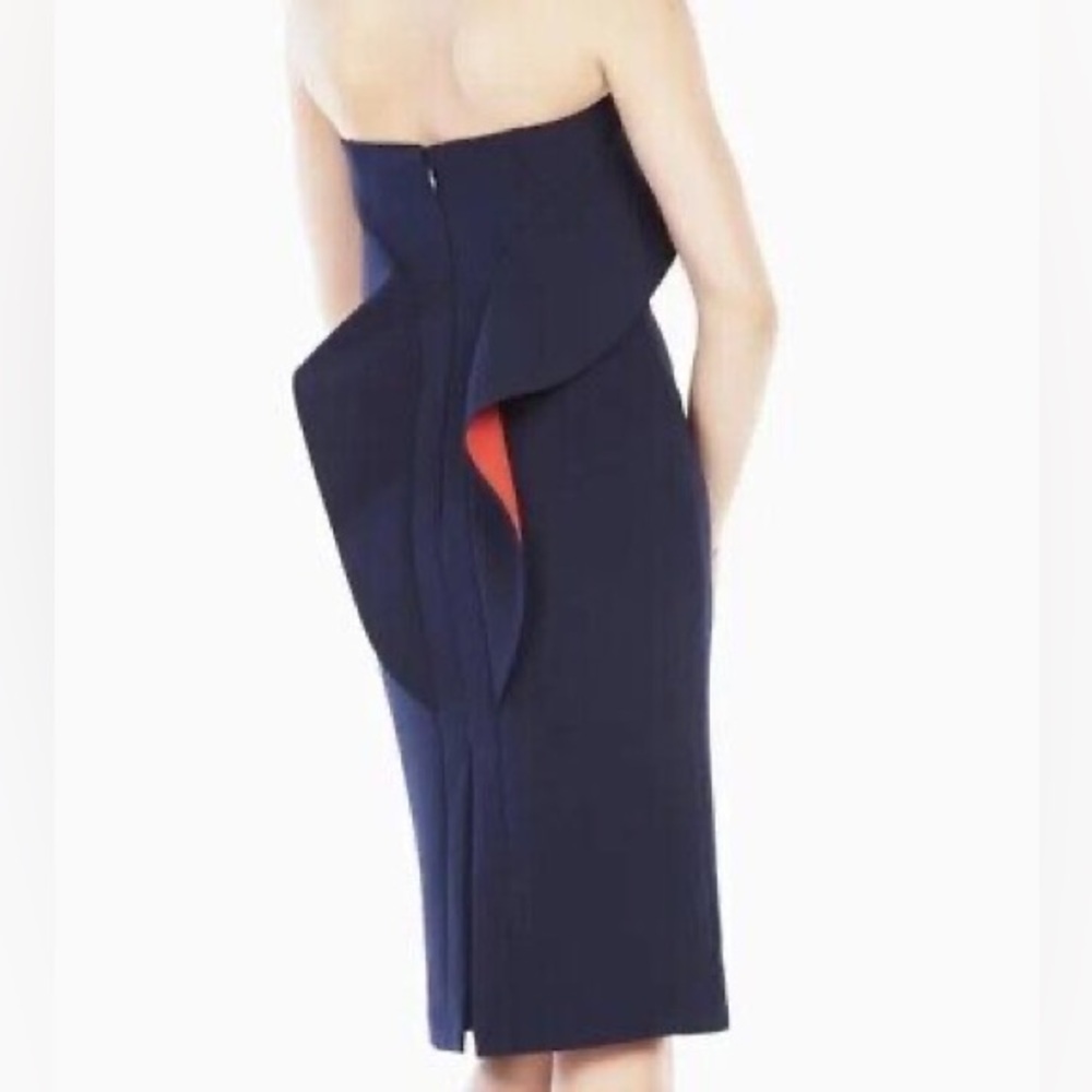 BCBG maxazria Montana strapless sheath dress. Navy and red. 6 NWT